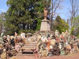 Things To Do Peterson Rock Garden & Museum